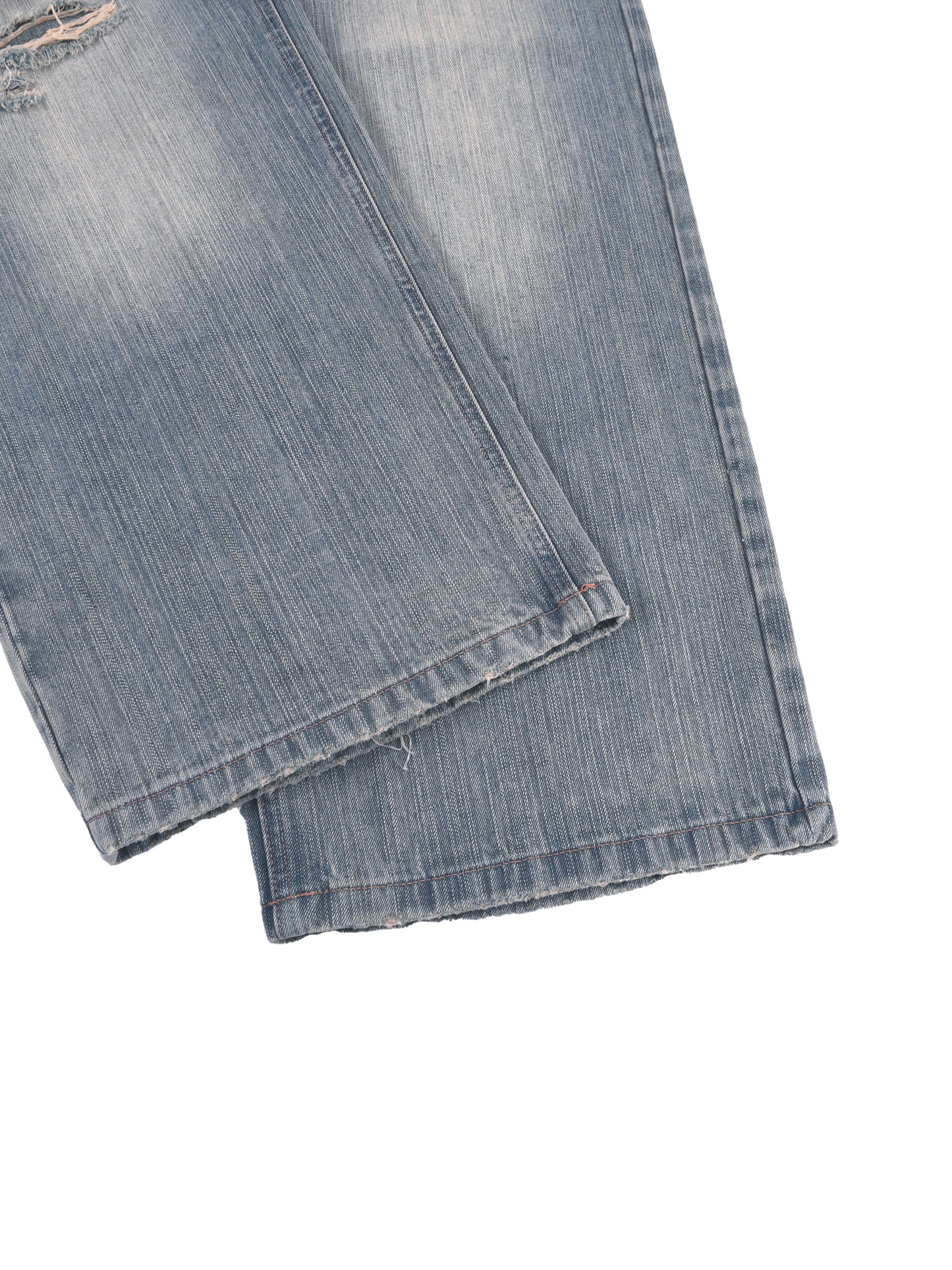 1STCLASS_FADED_STRESSED_JEANS
